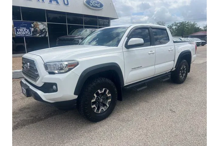 $26995 : Toyota Tacoma 2017 4x4 TRD P image 2