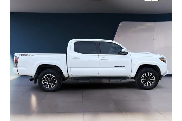 $33995 : Toyota Tacoma 2022 4x2 TRD S image 6