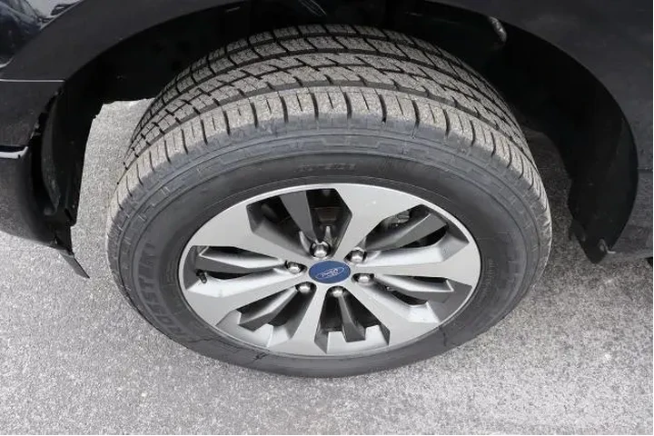 $28000 : Ford F-150 2019 4x4 XL 4dr S image 5