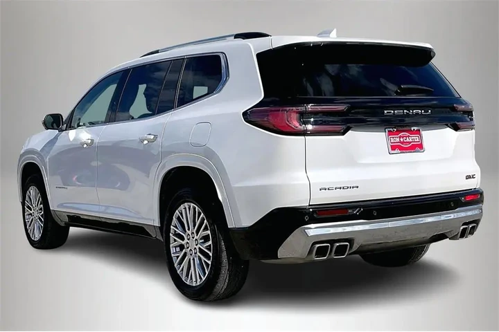 GMC Acadia 2024 Denali 4dr S image 4