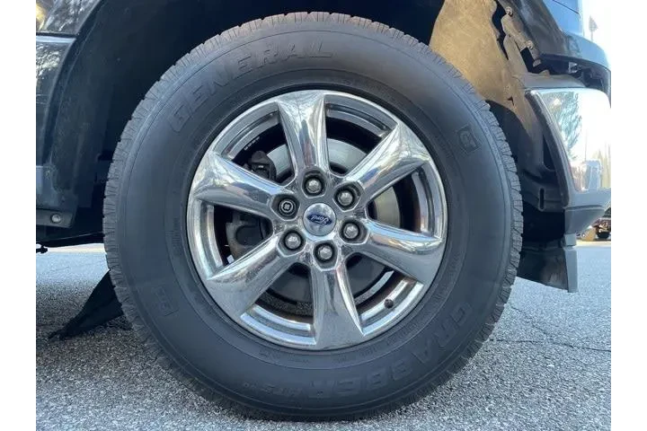 $27439 : Ford F-150 2019 4x4 XLT 4dr image 3