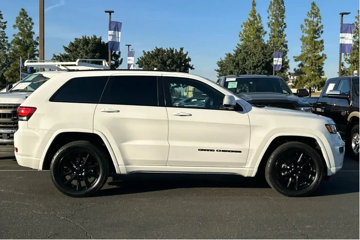 $17000 : Jeep Grand Cherokee 2018 4x4 image 9