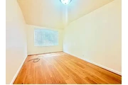 $2100 : ¡Su nueva casa le espera! thumbnail