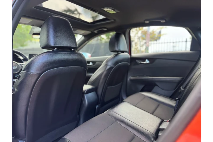 $12500 : *Kia Forte GT-Line 2021* image 2