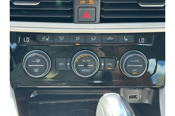 2020 VOLKSWAGEN JETTA 1.4T SE image 2