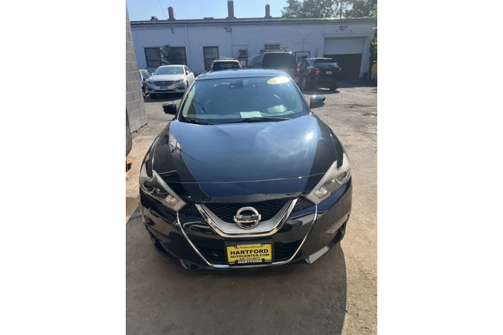 $14499 : 2017 Maxima Platinum image 5