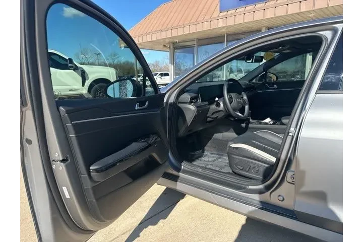 $25995 : Kia K5 2025 GT-Line 4dr Seda image 7