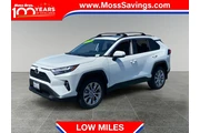 Toyota RAV4 2024 XLE Premium en Riverside