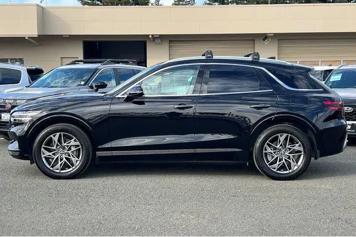 $34290 : Genesis GV70 2024 AWD 2.5T S image 10