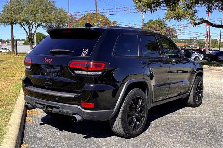 $18977 : Jeep Grand Cherokee 2017 4x4 image 6