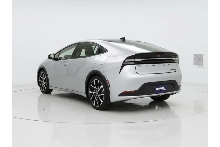 $31998 : Toyota Prius Prime 2024 XSE image 2