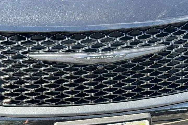 $31732 : Chrysler Pacifica 2025 Limit image 8