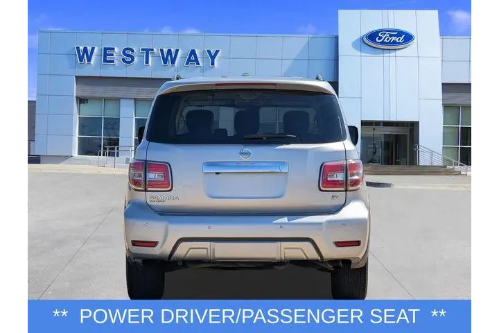 $14178 : Nissan Armada 2017 4x2 SV 4d image 4
