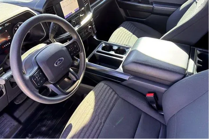 $28977 : Ford F-150 2023 4x2 XL 4dr S image 9