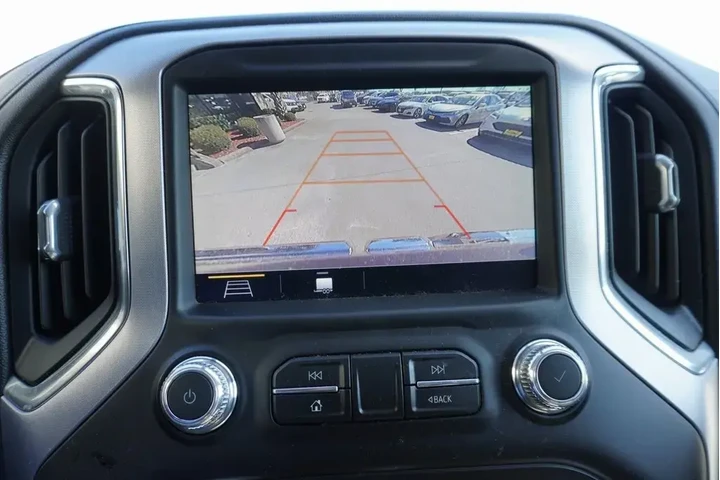 $30888 : GMC Sierra 1500 2019 4x4 SLE image 9