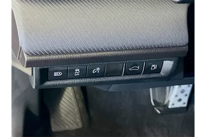 $31900 : Toyota Camry 2025 SE 4dr Sed image 10