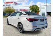 $21085 : Nissan Sentra 2025 SV 4dr Se thumbnail