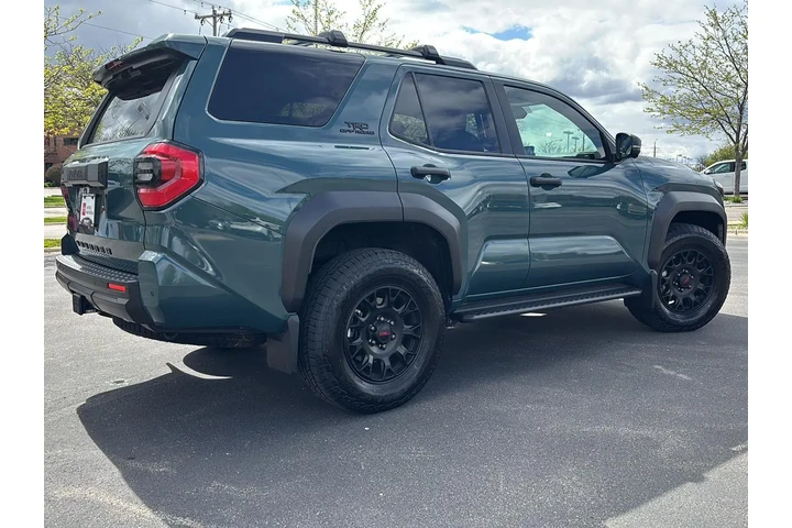 $54188 : 2025 4Runner TRD Off Road Pre image 10