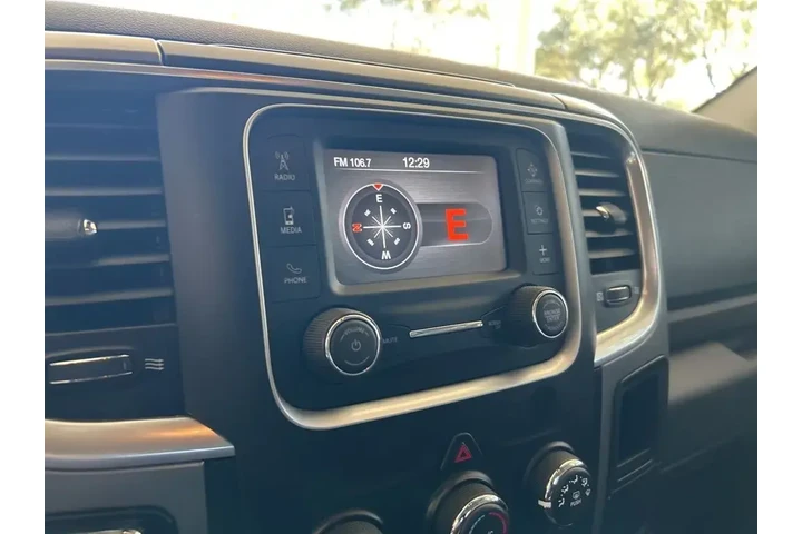 $24394 : Ram 1500 Classic 2024 4x4 SL image 10