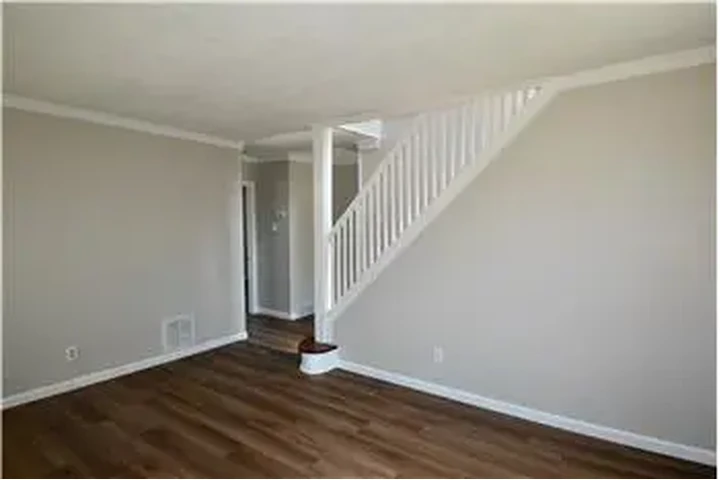 $3250 : Rental property with 3 bedro image 5