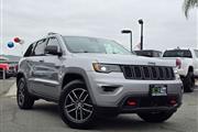 $23995 : 2017 Grand Cherokee thumbnail