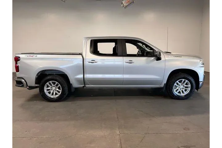 $32933 : Chevrolet Silverado 1500 202 image 2