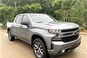 $33385 : 2019 Silverado 1500 RST Crew thumbnail