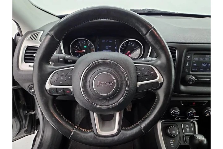 $14998 : Jeep Compass 2018 4x4 Latitu image 10