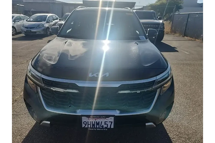 $22491 : Kia Seltos 2024 S 4dr SUV image 2