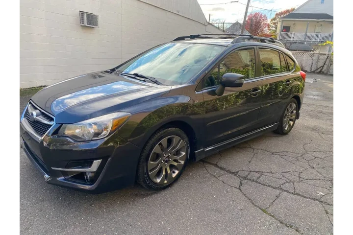 2016 Impreza image 4