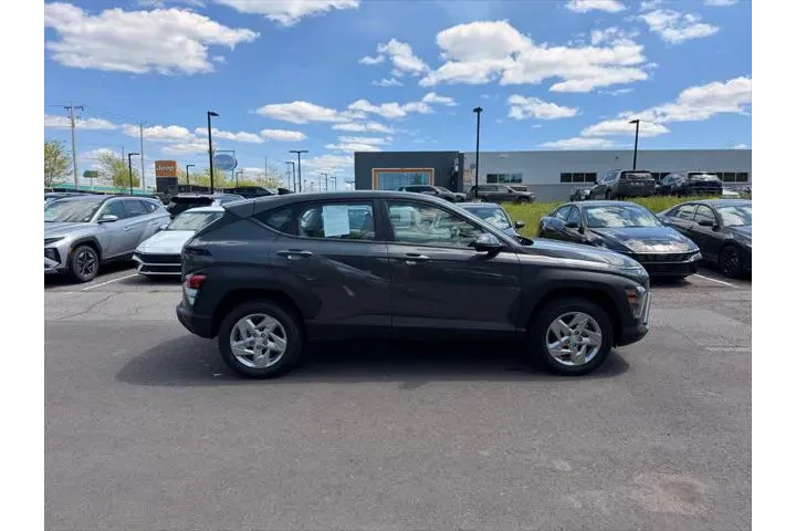 $25250 : Hyundai KONA 2026 SE AWD 4dr image 2