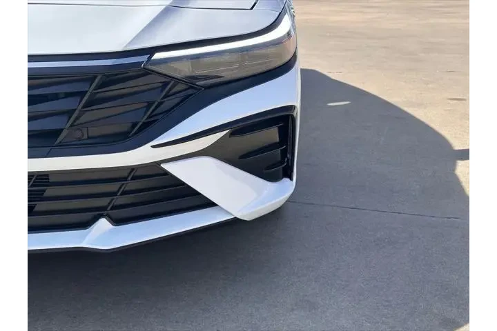 $26988 : Hyundai ELANTRA Hybrid 2025 image 3