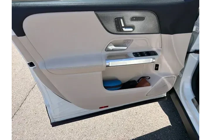 $26790 : Mercedes-Benz GLB 2021 GLB 2 image 8