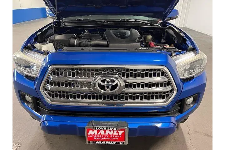 $32561 : Toyota Tacoma 2016 image 8