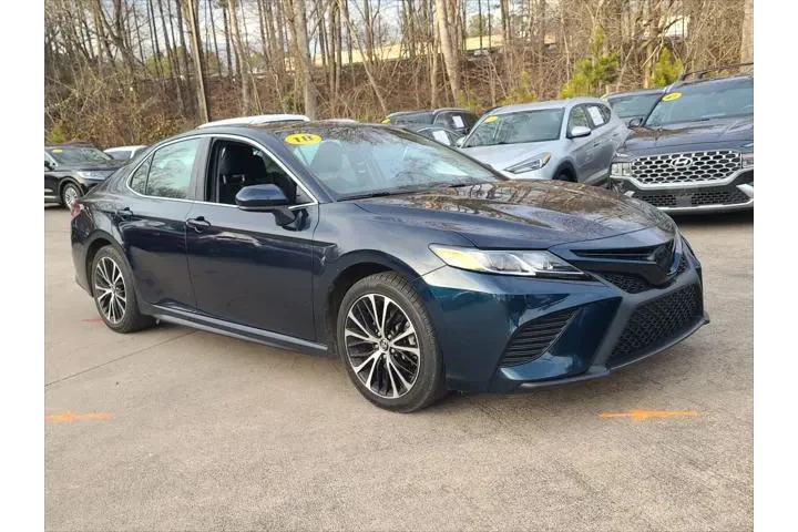 $17734 : Toyota Camry 2018 SE 4dr Sed image 9