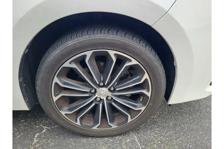 $14519 : Toyota Corolla 2014 S 4dr Se image 7