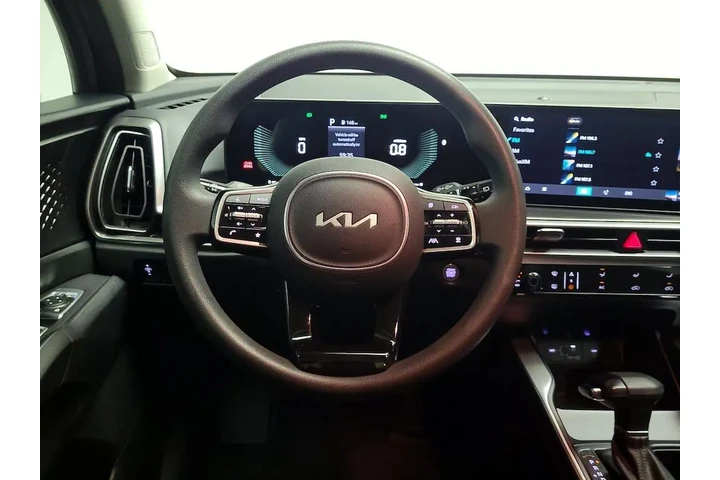 $25998 : Kia Sorento 2024 LX 4dr SUV image 10