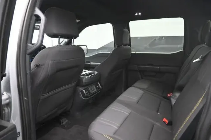 $39907 : Ford F-150 2024 4x2 STX 4dr image 1