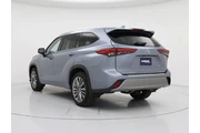 $39998 : Toyota Highlander 2021 AWD P thumbnail