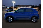 $23402 : Hyundai VENUE 2026 SEL 4dr C thumbnail