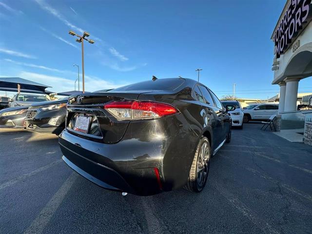 $20995 : Pre-Owned 2020 Corolla LE Sed image 6