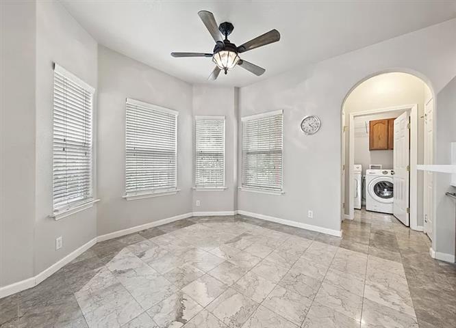 $2300 : HOUSE RENT IN AUSTIN TX image 3