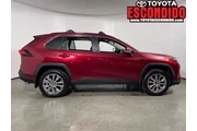 $33998 : Toyota RAV4 2023 AWD XLE Pre thumbnail
