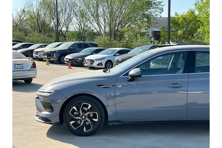 $22759 : Hyundai SONATA 2025 SEL 4dr image 8