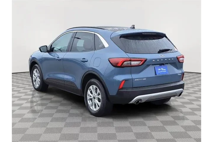 $24128 : Ford Escape 2023 AWD Active image 3