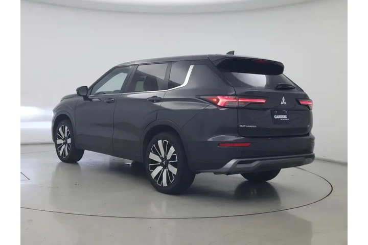 $26998 : Mitsubishi Outlander 2025 AW image 2
