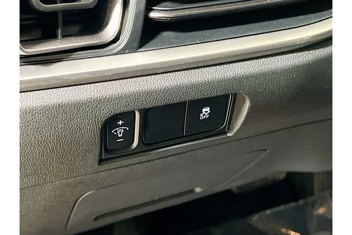 $28879 : Kia Sorento 2024 AWD S 4dr S image 10