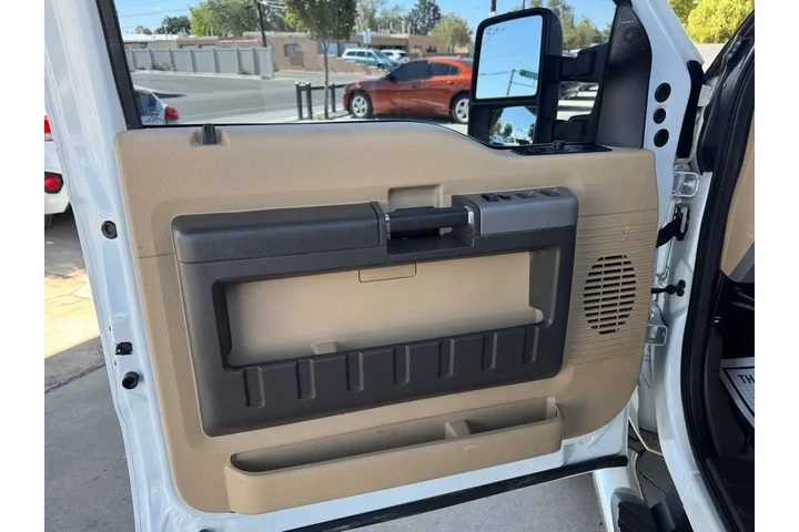 2013 F-350 SD King Ranch Crew image 10