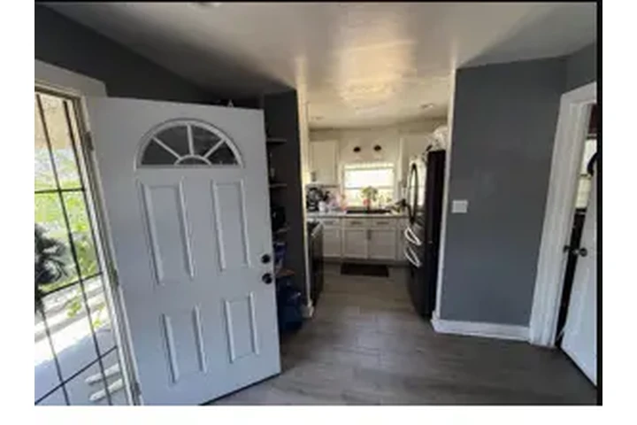 RENTO CASA  de 3 recámaras📍 image 1