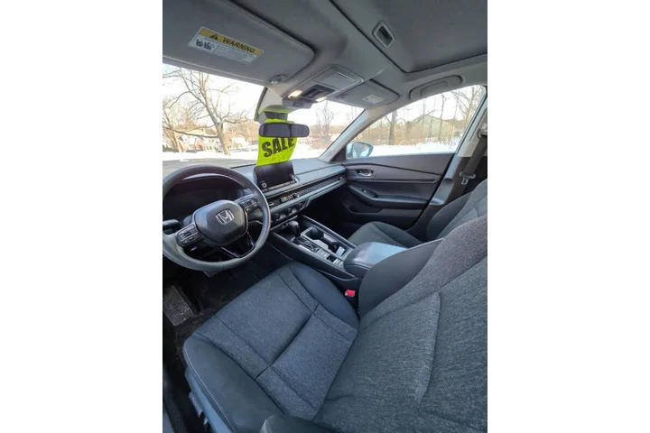 $25500 : 2024 Accord EX image 7